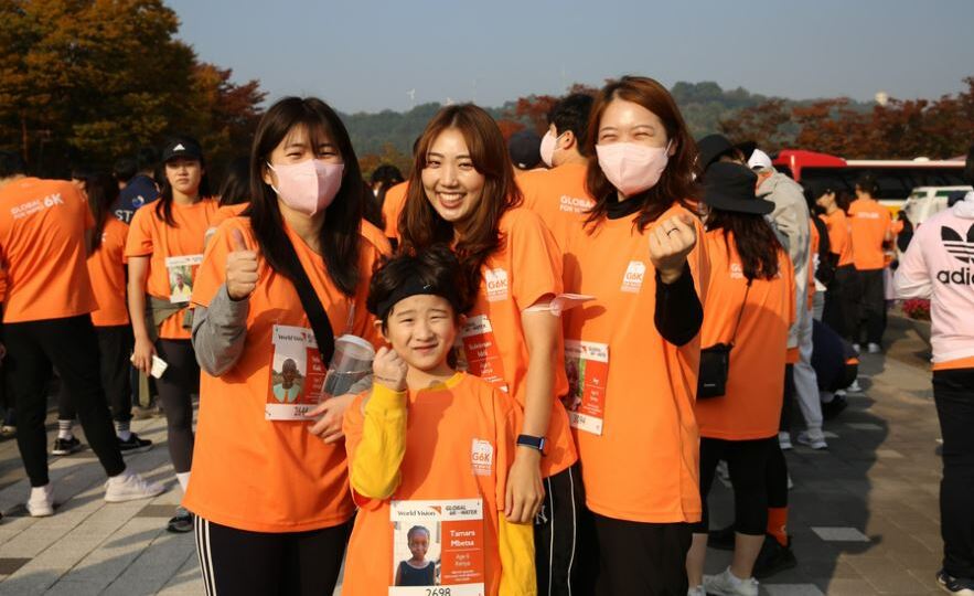 2022년 글로벌 6K 상암대회에 참가한 참가자 가족 4명